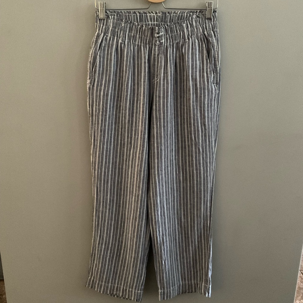 Briggs New York Striped Pants in Gray